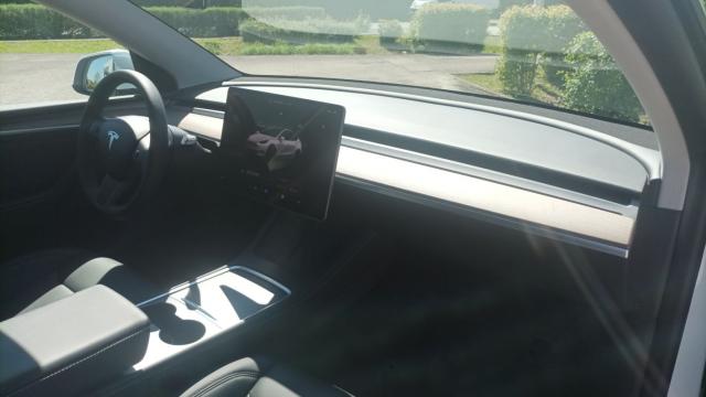 Tesla Model Y image 7