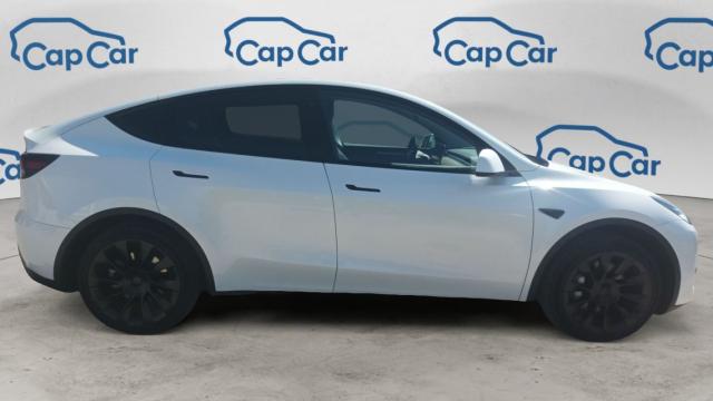 Tesla Model Y image 8