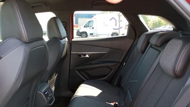 Peugeot 3008 image 9