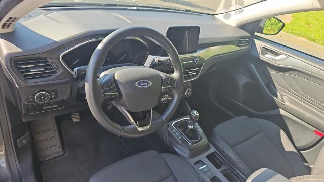 Ford Focus image 2