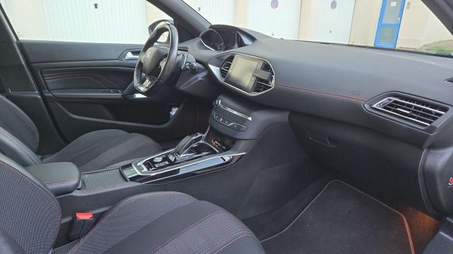 Peugeot 308 image 9
