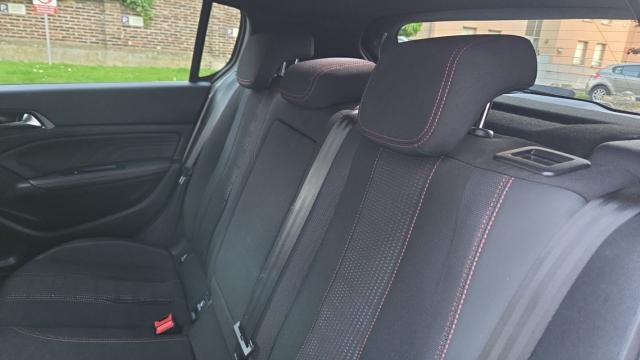Peugeot 308 image 8