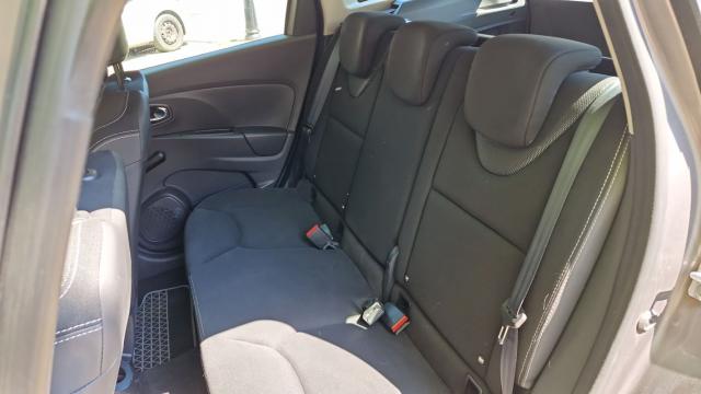 Renault Clio Estate image 2
