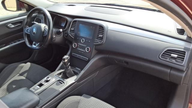 Renault Talisman Estate image 5