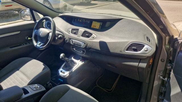 Renault Scénic image 3