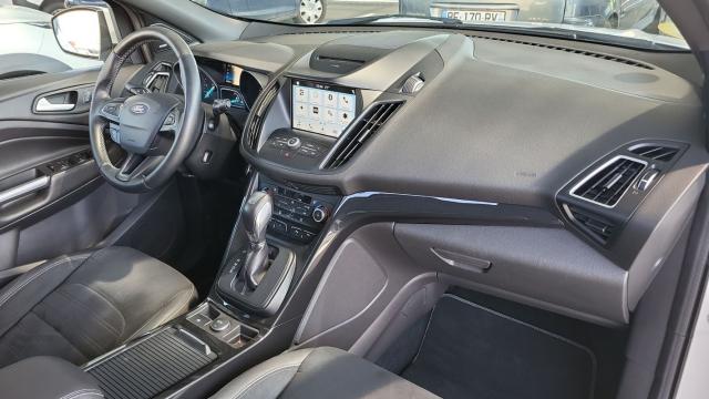 Ford Kuga image 1