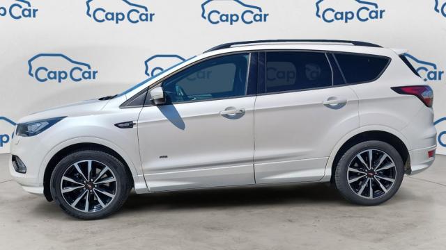 Ford Kuga image 9