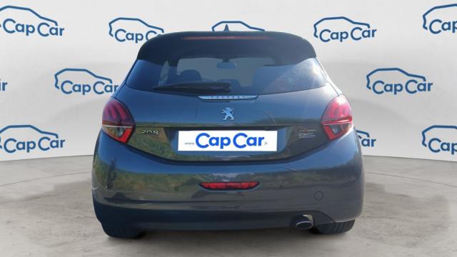 Peugeot 208 image 1