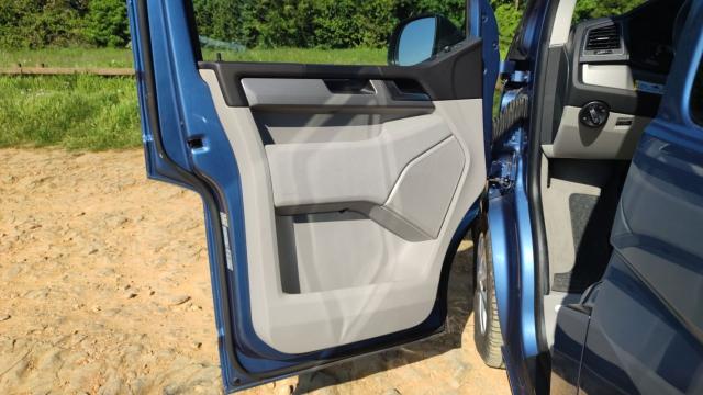 Volkswagen California image 7