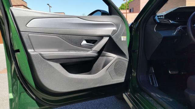 Peugeot 308 image 8