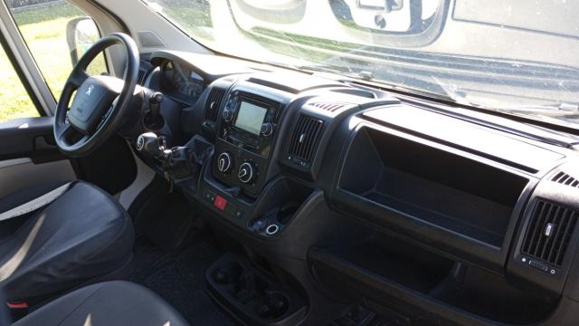 Peugeot Boxer image 4