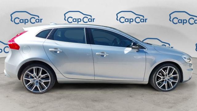 Volvo V40 image 4