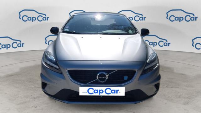 Volvo V40 image 2