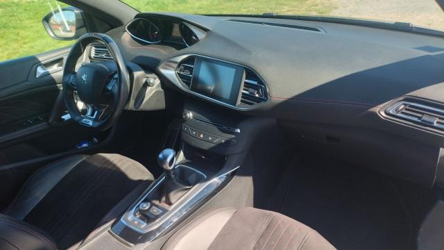 Peugeot 308 image 2