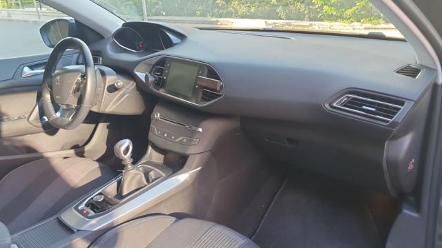 Peugeot 308 image 7