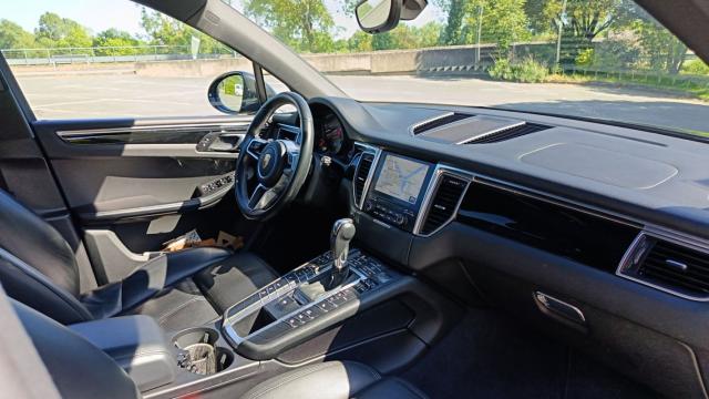 Porsche Macan image 6