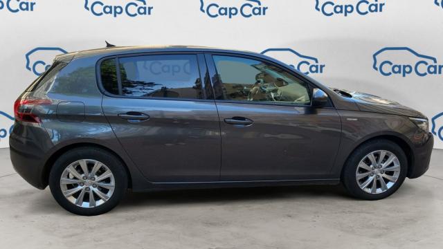 Peugeot 308 image 2