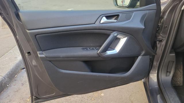 Peugeot 308 image 3