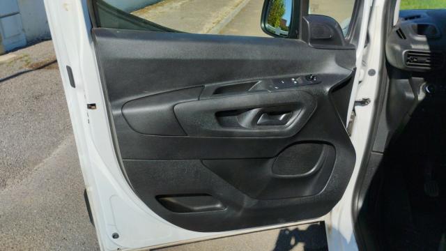 Opel Combo image 7