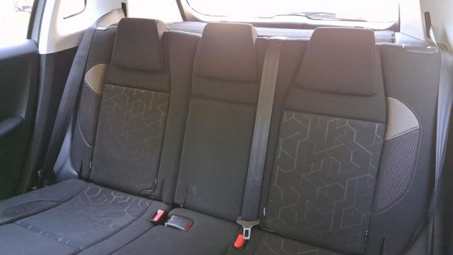Peugeot 2008 image 9
