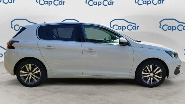 Peugeot 308 image 2