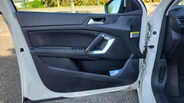 Peugeot 308 image 4