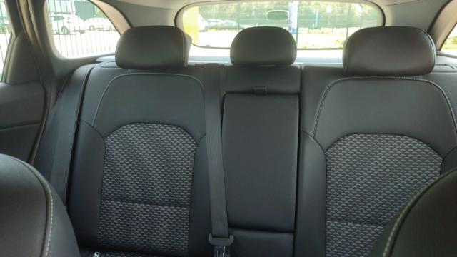 Kia Cee'D_sw image 1