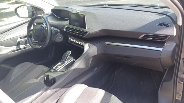 Peugeot 3008 image 1