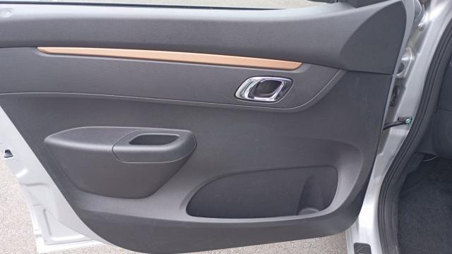Dacia Spring image 4