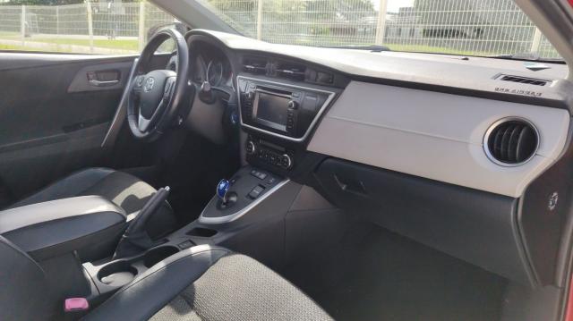 Toyota Auris image 4