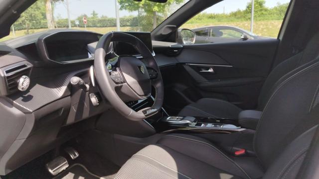 Peugeot 208 image 4