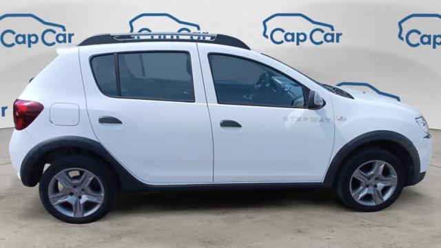 Dacia Sandero image 2