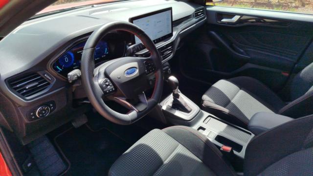 Ford Focus image 6
