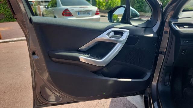 Peugeot 2008 image 4