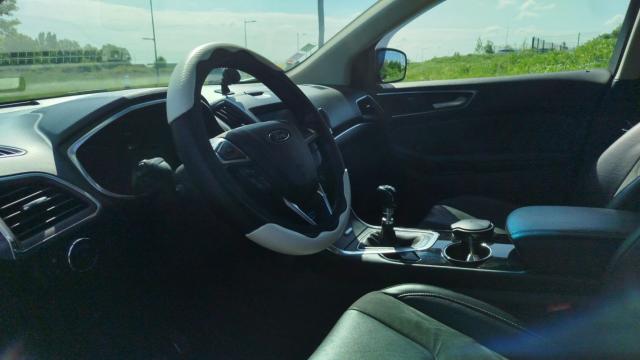 Ford Edge image 2