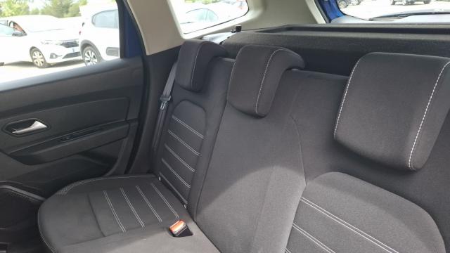 Dacia Duster image 3