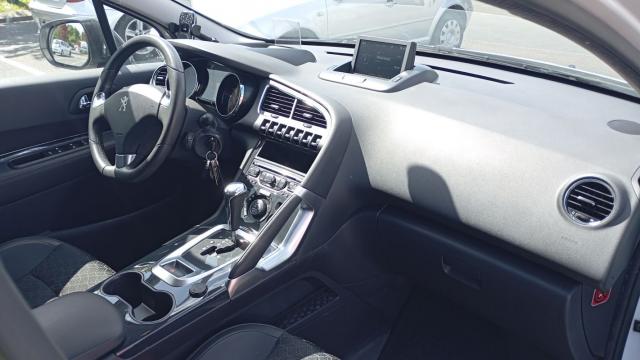 Peugeot 3008 image 4