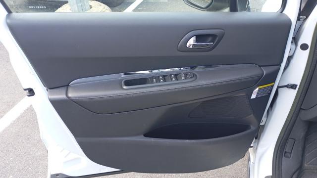 Peugeot 3008 image 9