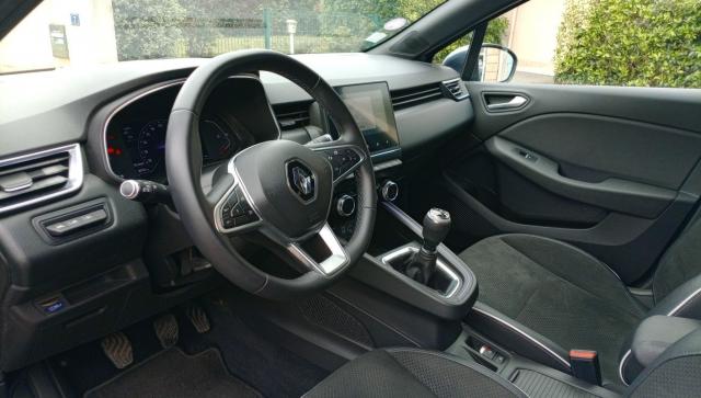 Renault Clio image 9