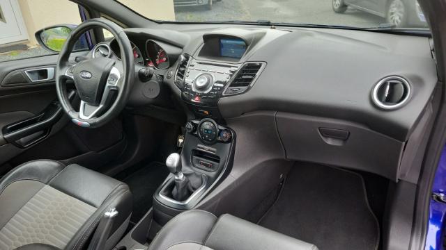 Ford Fiesta image 6
