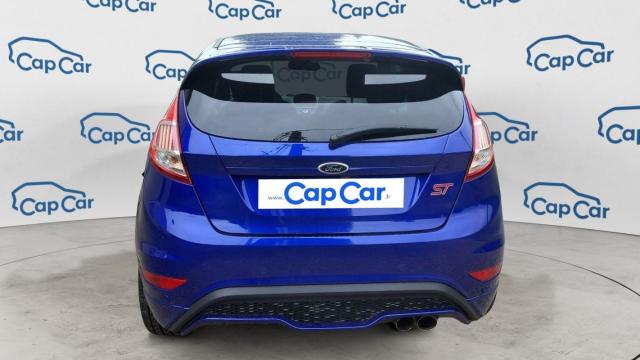 Ford Fiesta image 9
