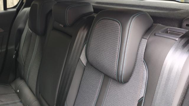Peugeot 308 image 5