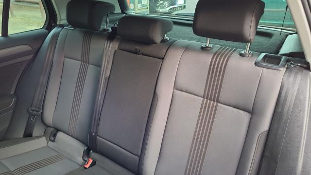 Volkswagen Golf image 3