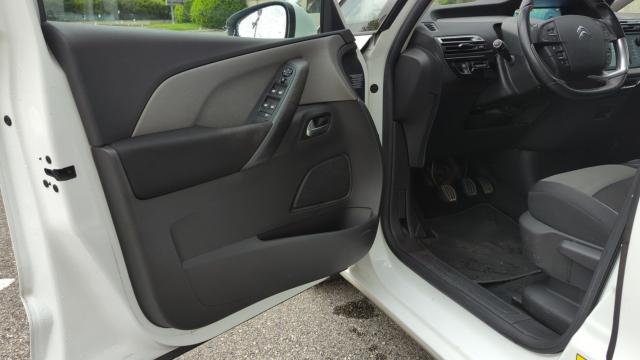Citroen C4 Picasso image 8