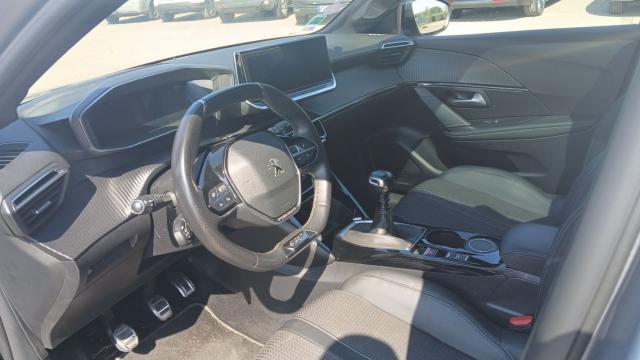 Peugeot 208 image 2
