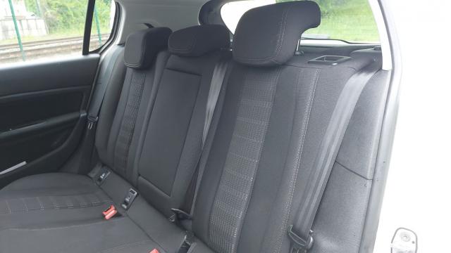 Peugeot 308 image 6