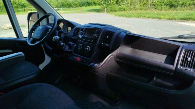 Peugeot Boxer image 2