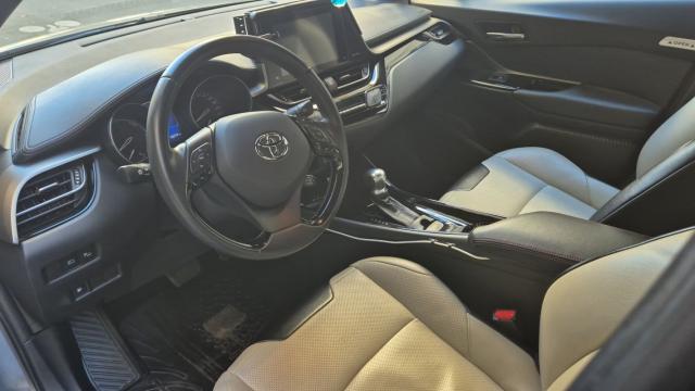 Toyota C-Hr image 3