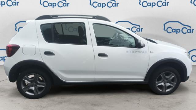 Dacia Sandero image 2