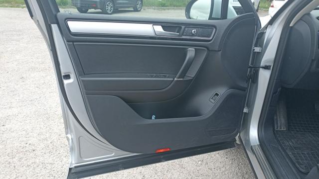Volkswagen Touareg image 2